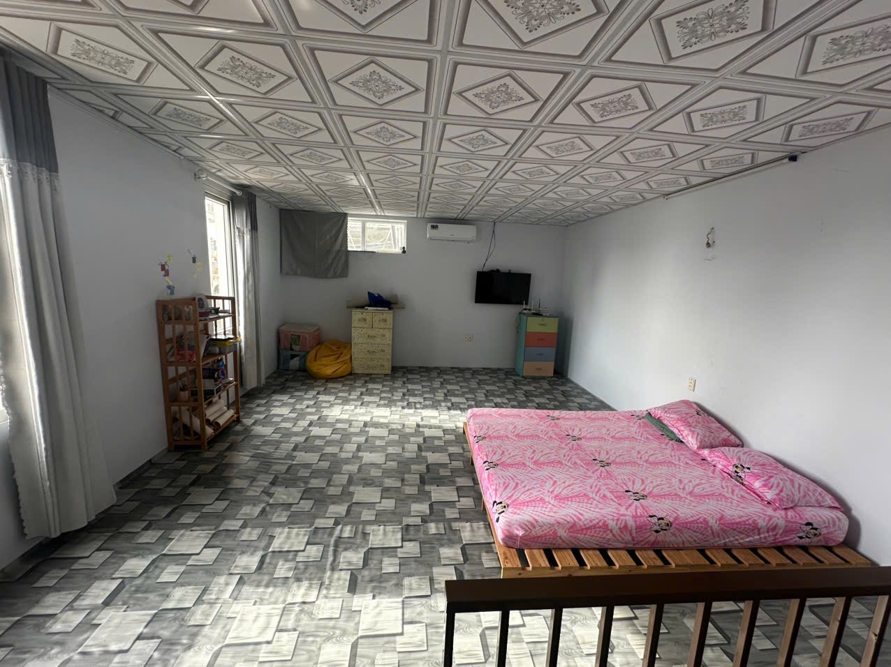 Bán nhà hẻm Trịnh Văn Cấn diện tích lớn full thổ cư