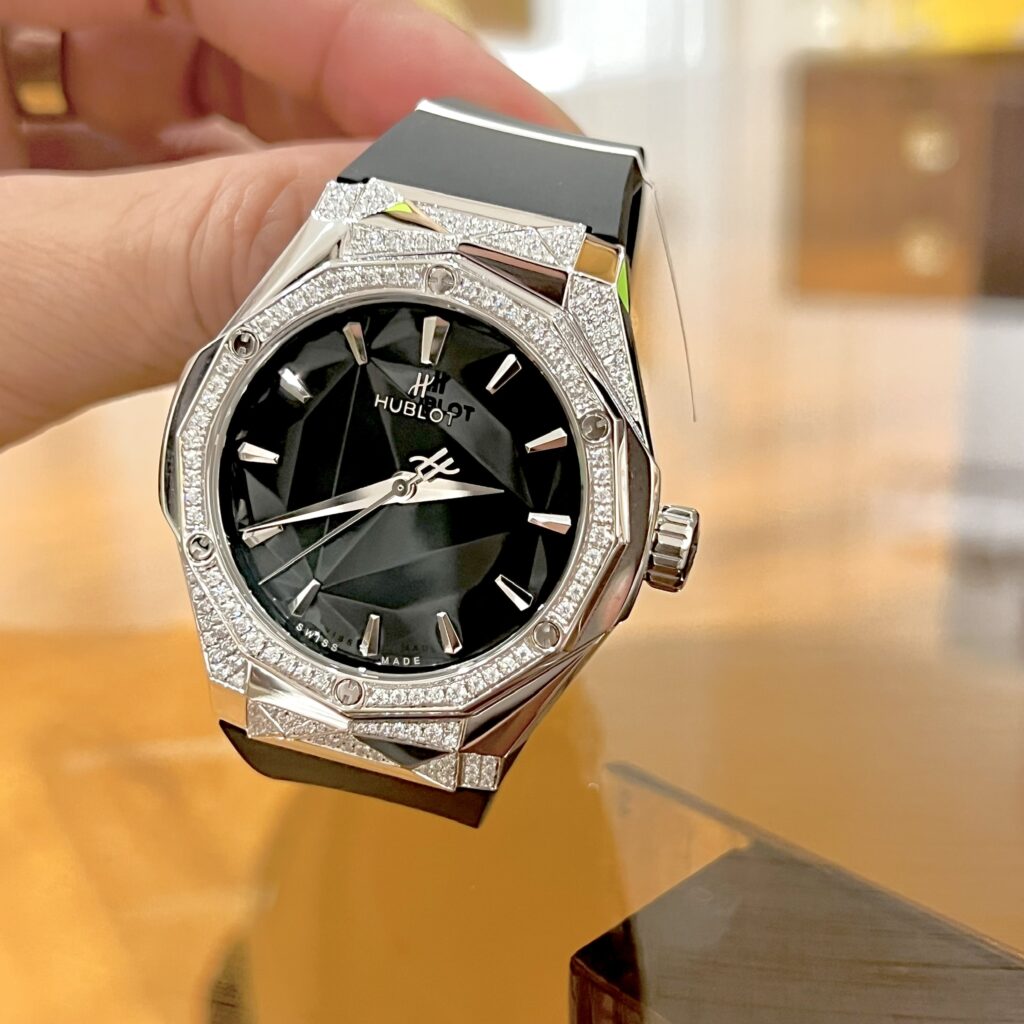 Đồng hồ Hublot Orlinski độ kim cương Moissanite demi dây cao su 40mm