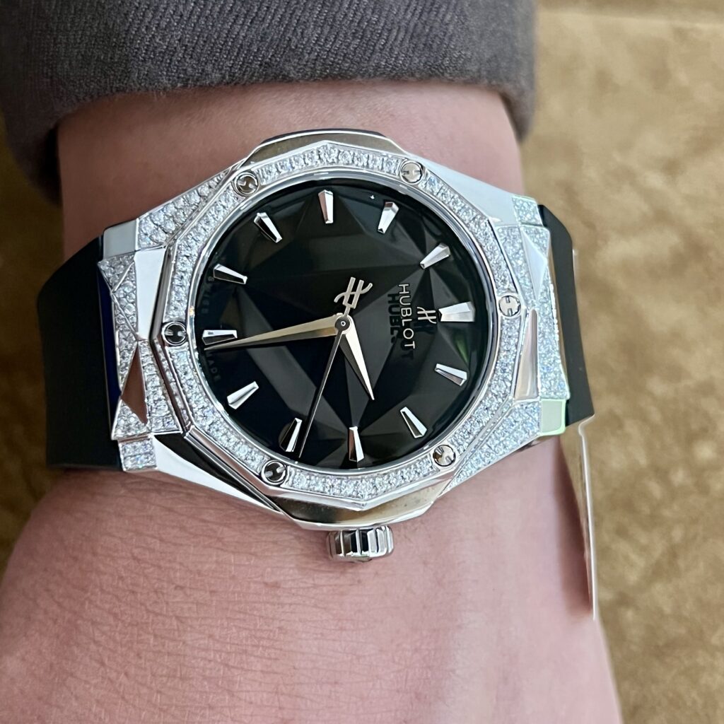 Đồng hồ Hublot Orlinski độ kim cương Moissanite demi dây cao su 40mm