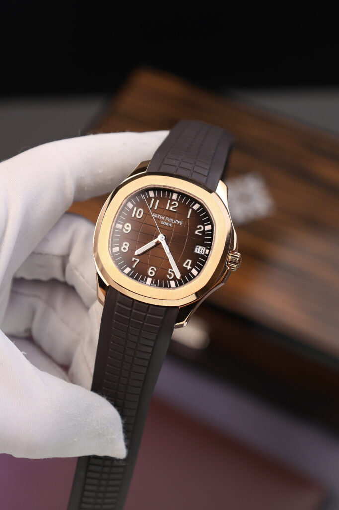 Đồng hồ Patek Philippe Aquanaut 5167 bọc vàng 18k mặt chocolate nhà máy 3k 40mm