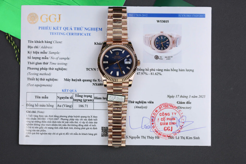 Thông Số – Bảo Hành Đồng hồ Rolex Day Date bọc vàng 18k 
Kích thước: 40mm
Bộ máy: Automatic – Super clone
Chất liệu: Thép bọc vàng 18k
Mặt kính: Sapphire chống xước
Chống nước: Tốt
Bảo hành 5 năm – Hỗ trợ trọn đời máy
Miễn phí thay pin – Lau dầu đồng hồ
Miễn phí ship – Nhận kiểm tra thanh toán
Hỗ trợ thu đổi bản Rep 1:1 – Lên đời giá tốt