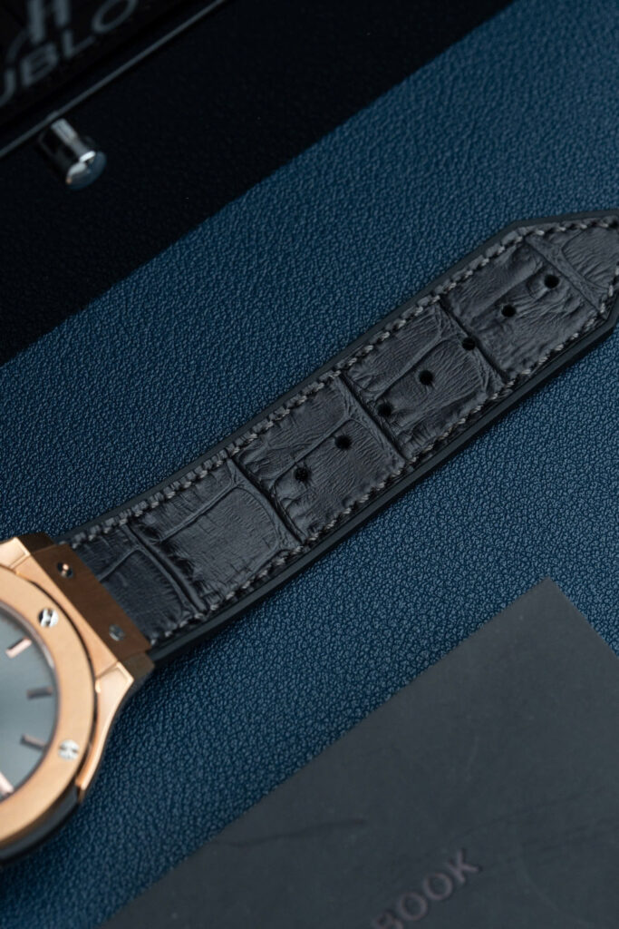 Đồng hồ Hublot Classic Fusion King Gold Replica 11 mặt xám xưởng JJF 38mm (2)