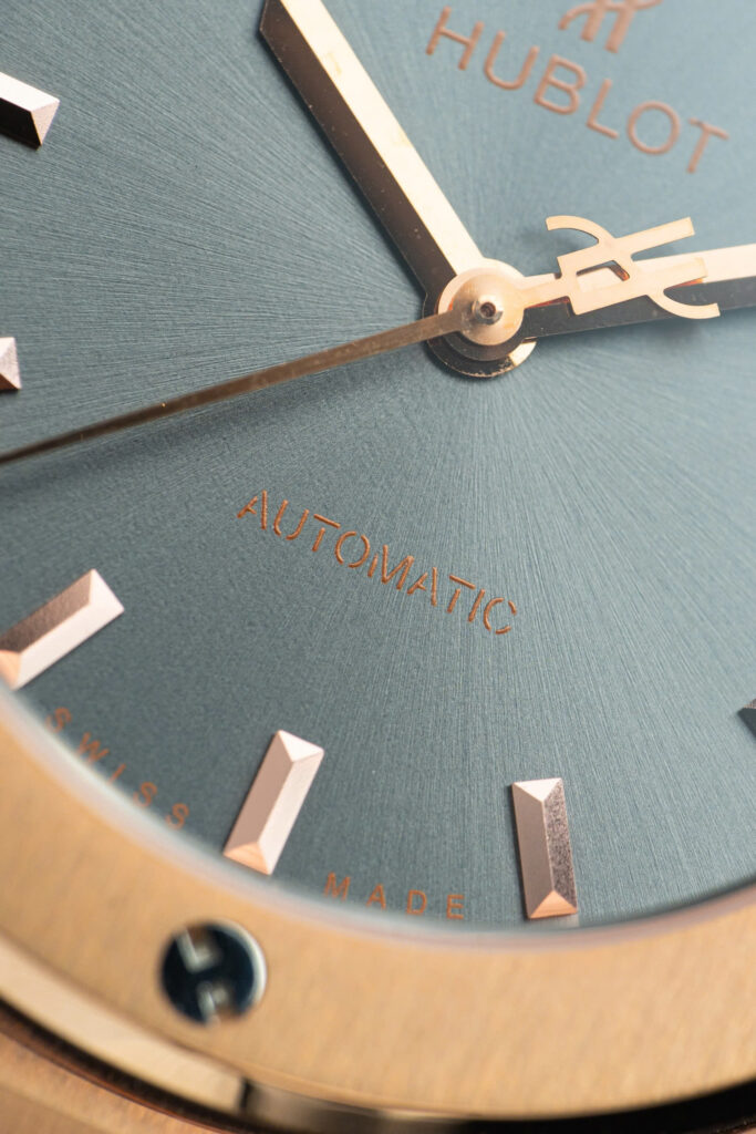 Đồng hồ Hublot Classic Fusion King Gold Replica 11 mặt xám xưởng JJF 38mm (2)