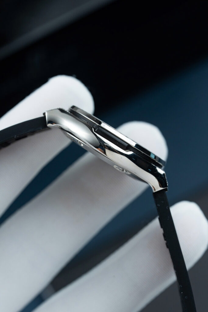 Đồng hồ Hublot Classic Fusion Replica 11 mặt xám vỏ đính full kim cương moissanite 33mm (2)