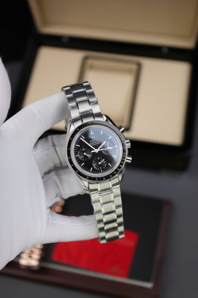 Đồng hồ Omega SpeedMaster Replica 11 Moonwatch Chronograph màu đen 42mm (2)