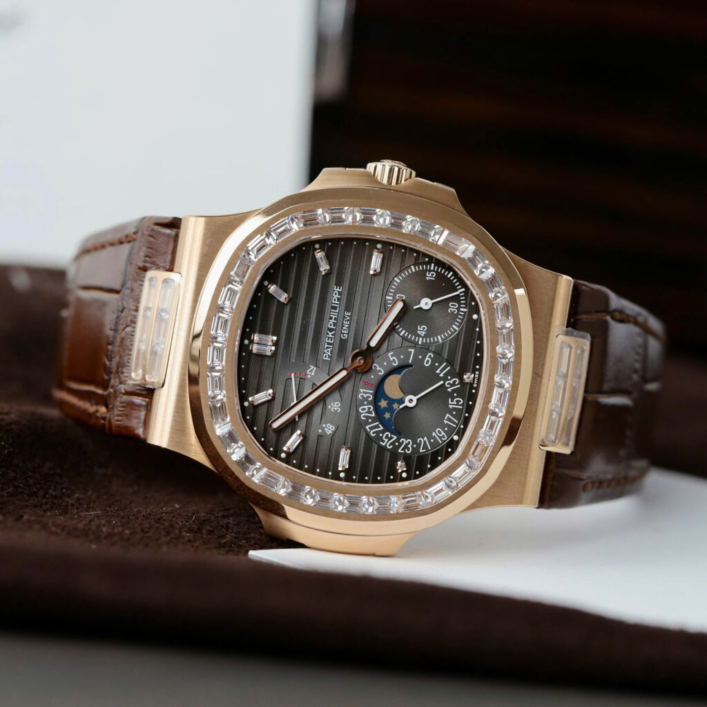 Đồng hồ Patek Philippe Nautilus 5724 Chế Tác mạ vàng hồng mặt xám xưởng PPF 40mm (2)