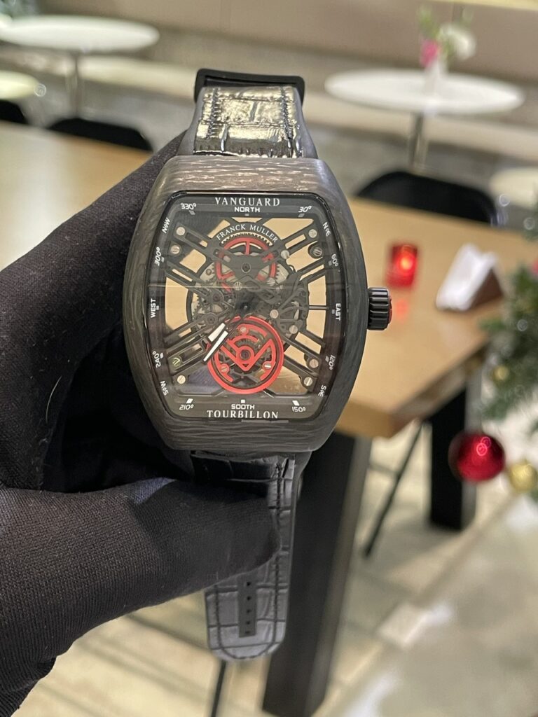 Đồng hồ Franck Muller V45 nam lộ cơ vỏ carbon siêu nhẹ fake 11 45mm