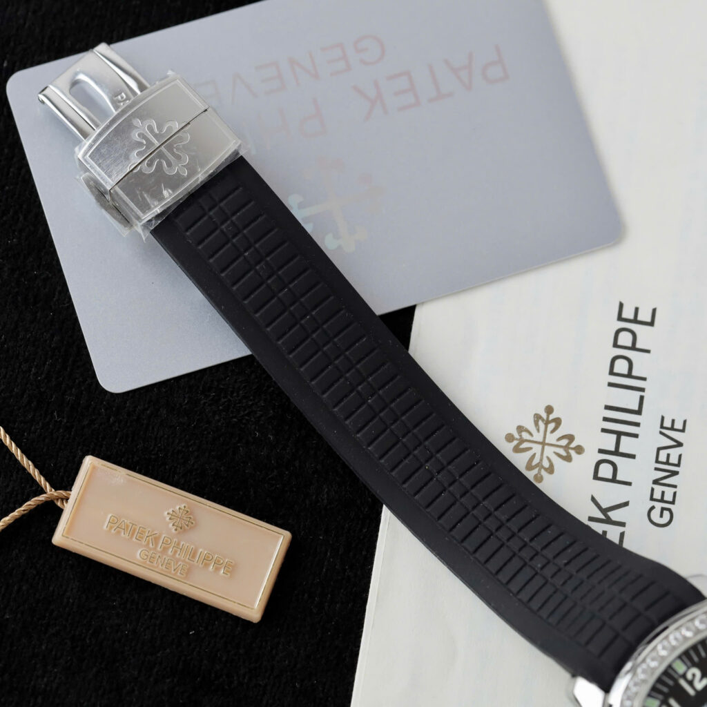 Đồng hồ Patek Philippe Aquanaut 5167 Fake 11 mặt đen viền đính đá xưởng PPF 40mm (2)