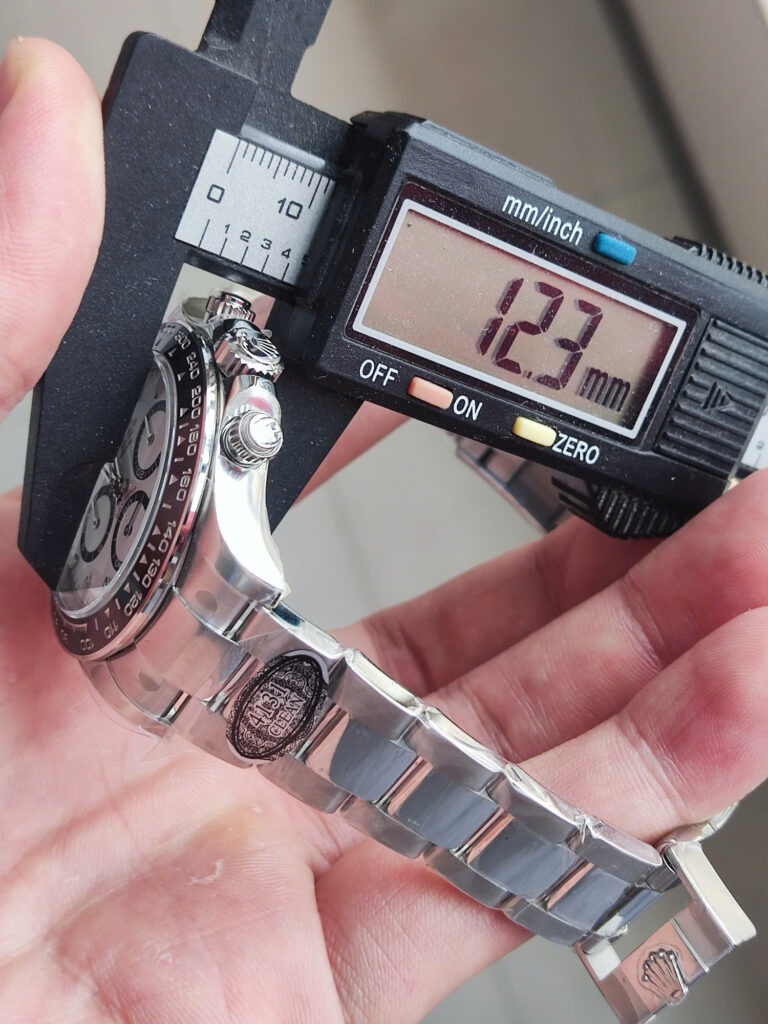 Đồng hồ Rolex Daytona Panda chế tác bộ chuyển động calibre 4131 xưởng Clean 40mm (1)