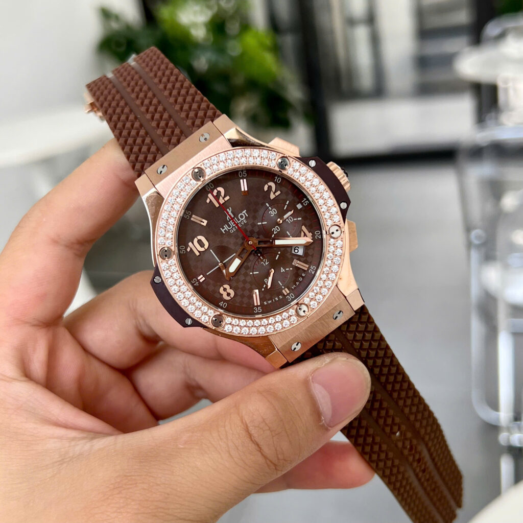 Đồng hồ Hublot Big Bang Chronograph Rep 11 màu nâu dây cao su 42mm (2)