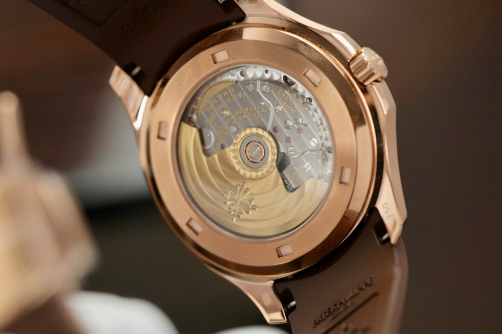 Đồng hồ Patek Philippe Aquanaut 5167 Fake 11 màu nâu dây cao su 40mm (2)