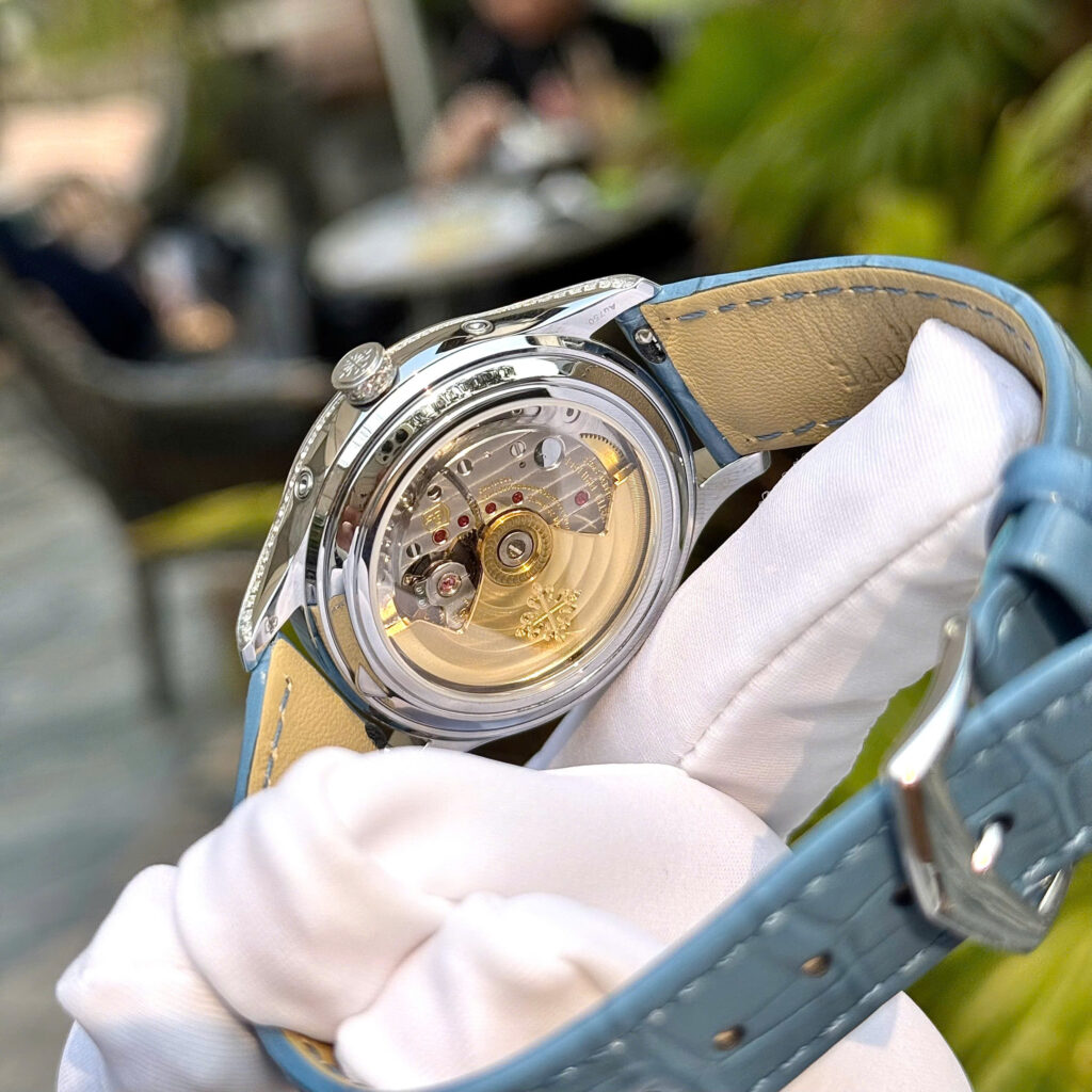 Đồng hồ Patek Philippe Replica 11 Complications 4947G mặt trắng dây da 38mm (2)