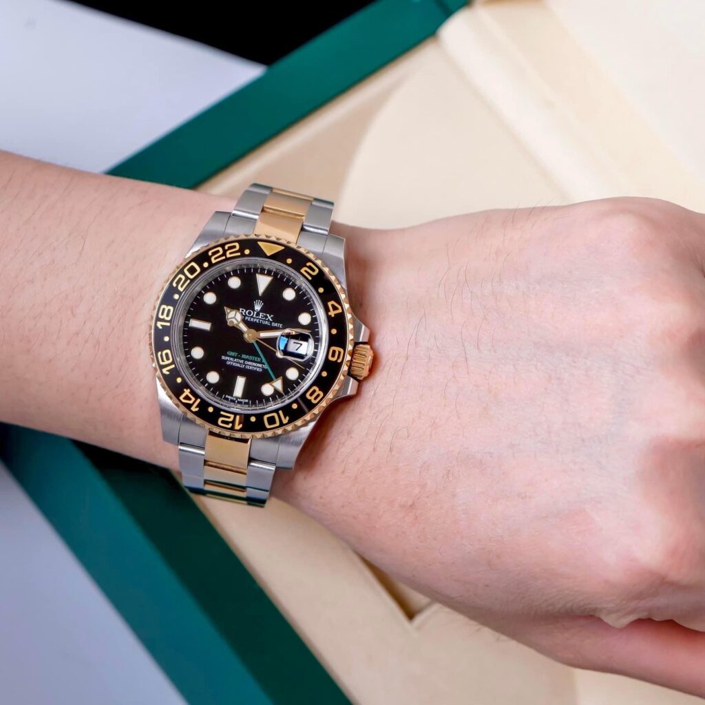 Đồng hồ Rolex GMT-Master II 116710LNR Replica 11 dây đeo oyster xưởng Clean 40mm (2)