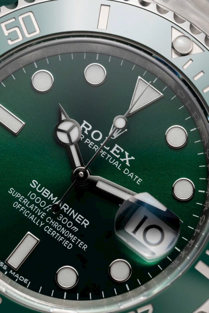 Đồng hồ Rolex Submariner 116610LV Hulk Replica 11 nhà máy Clean 40mm (2)