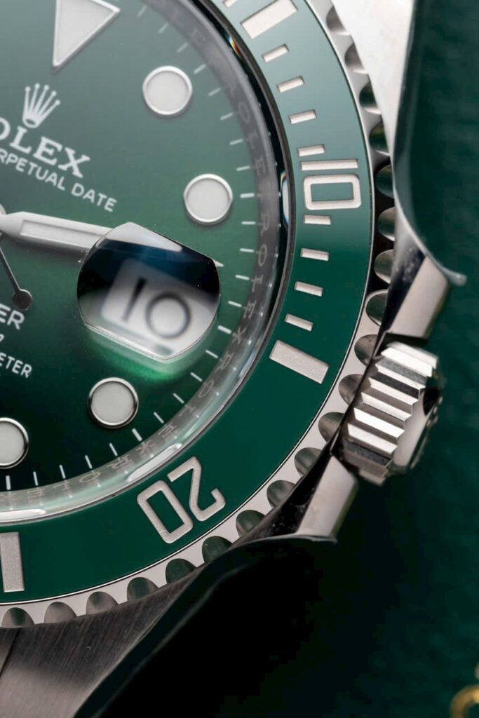 Đồng hồ Rolex Submariner 116610LV Hulk Replica 11 nhà máy Clean 40mm (2)