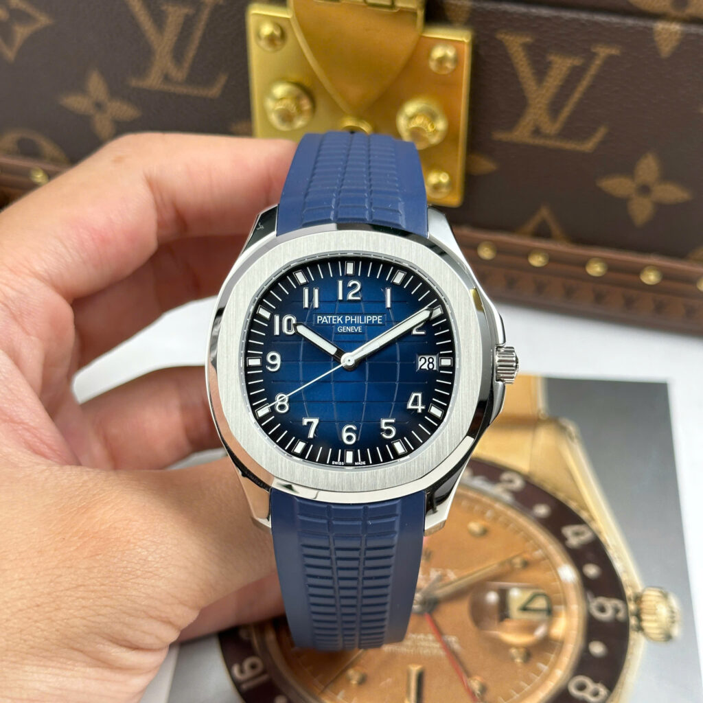 Đồng hồ Patek Philippe Aquanaut 5168 chế tác màu xanh blue tinh chỉnh full chi tiết chuẩn auth 42 (2)