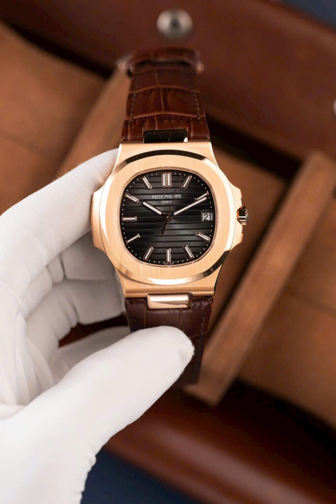 Đồng hồ Patek Philippe Nautilus 5711 mặt xám Replica 11 mạ vàng hồng máy khắc nhà máy BBF 40mm (2)