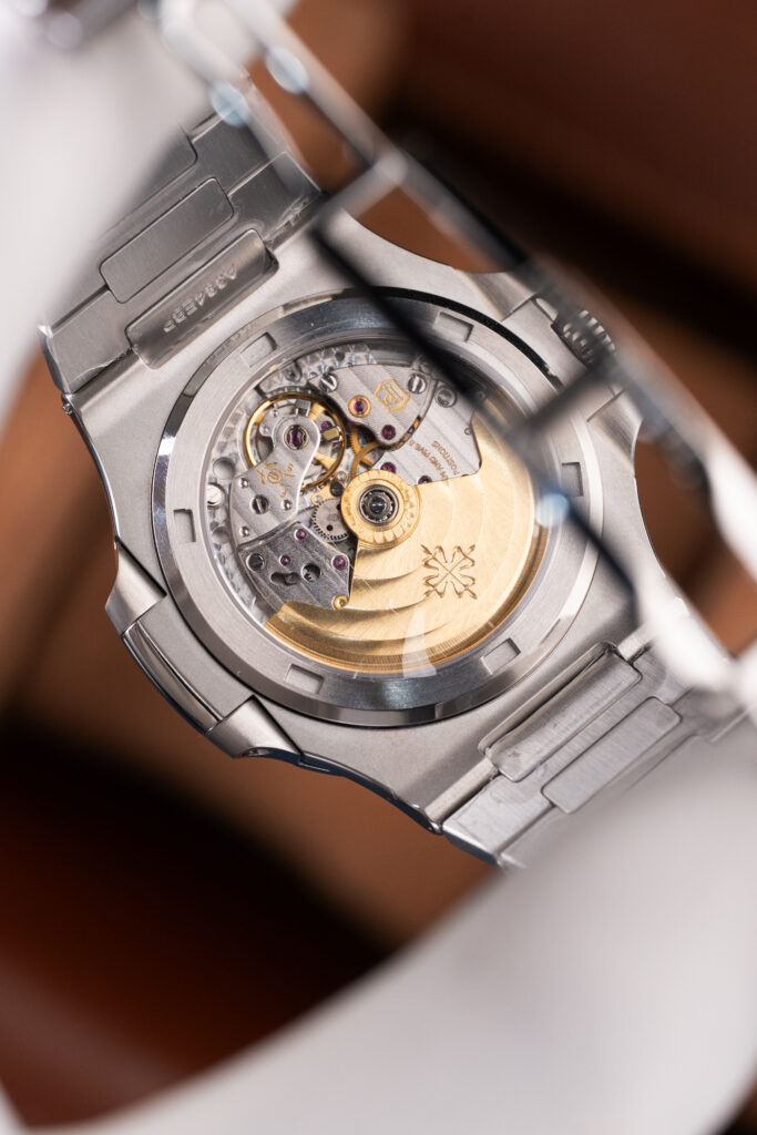 Đồng hồ Patek Philippe Nautilus 5711 mặt xanh blue Replica 11 máy khắc xưởng BBF 40mm (2)