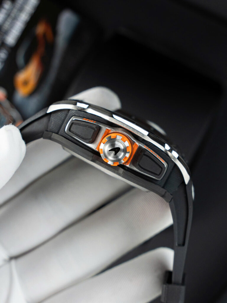 Đồng hồ Richard Mille RM65-01 Replica 11 vỏ carbon dây cao su đen 44.5×49 (2)