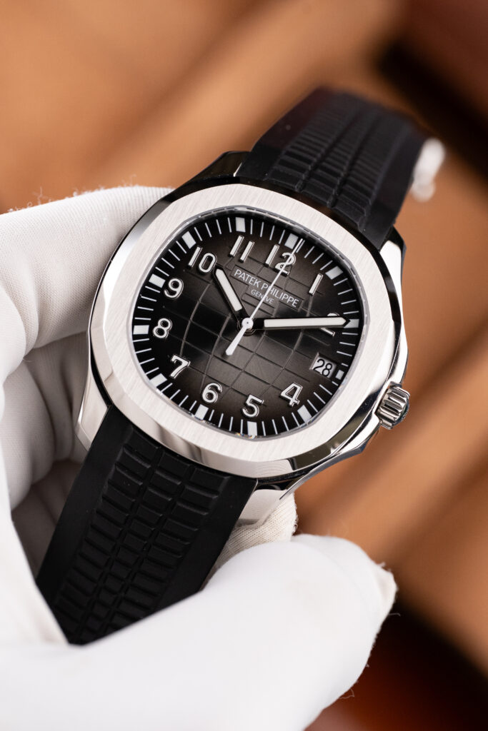Patek Philippe Aquanaut 5167 Replica 11 mặt xám dây cao su tinh chỉnh nhà máy BBF 40mm (2)