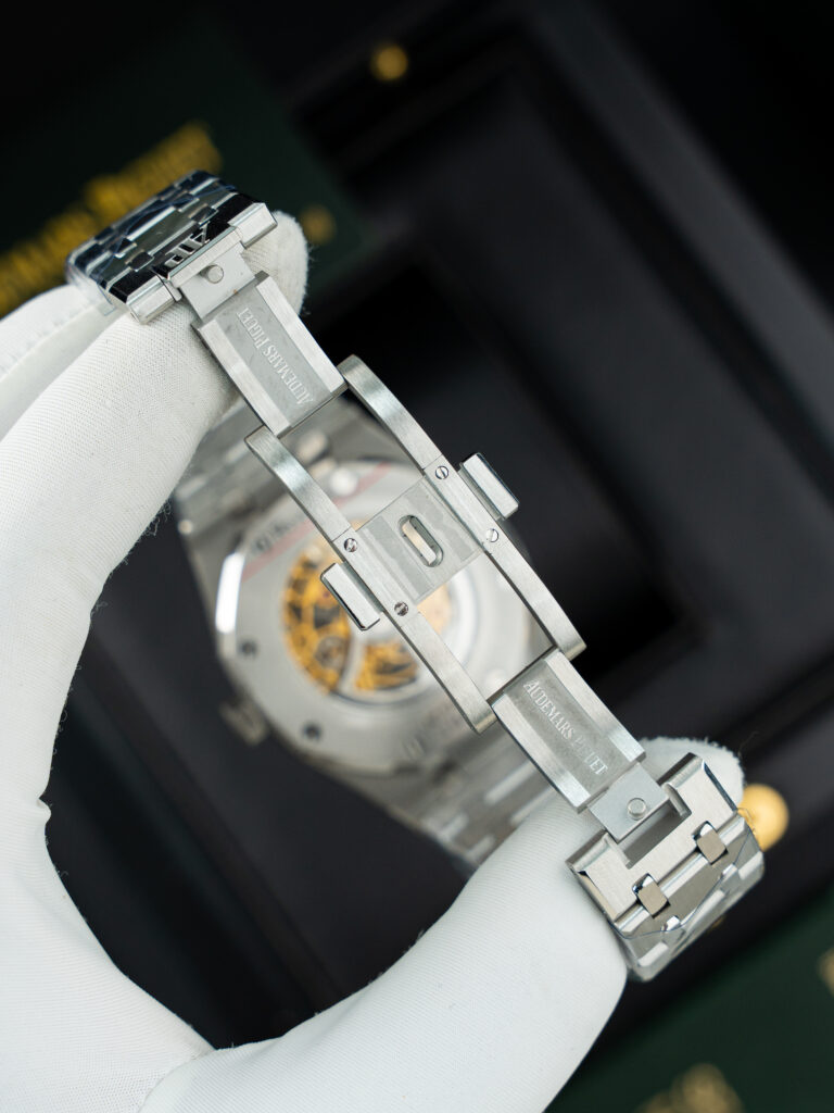 Đồng hồ Audemars Piguet Rep 11 Royal Oak Openworked 15407 mặt màu vàng lộ cơ 41mm (2)