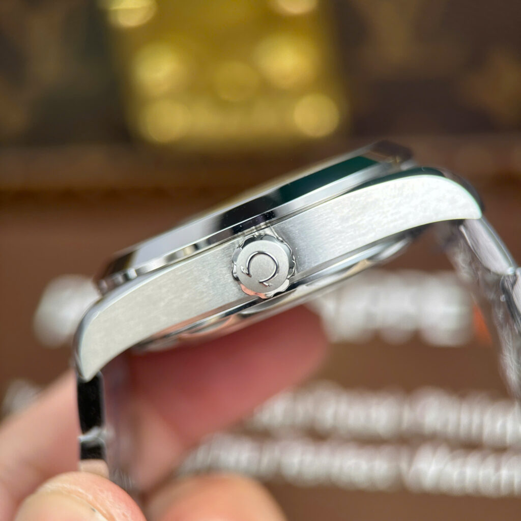 Đồng hồ Omega Rep 11 Seamaster Aqua Terra Worldtimer Summer Blue dây kim loại nhà máy VS 43mm (2)