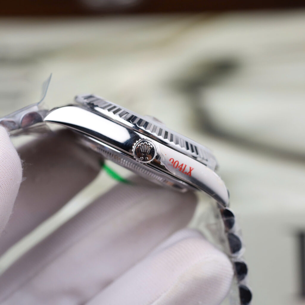 Đồng Hồ Rolex Day-Date Rep 11 mặt số đính full kim cương moissanite nhà máy GM 40mm (2)