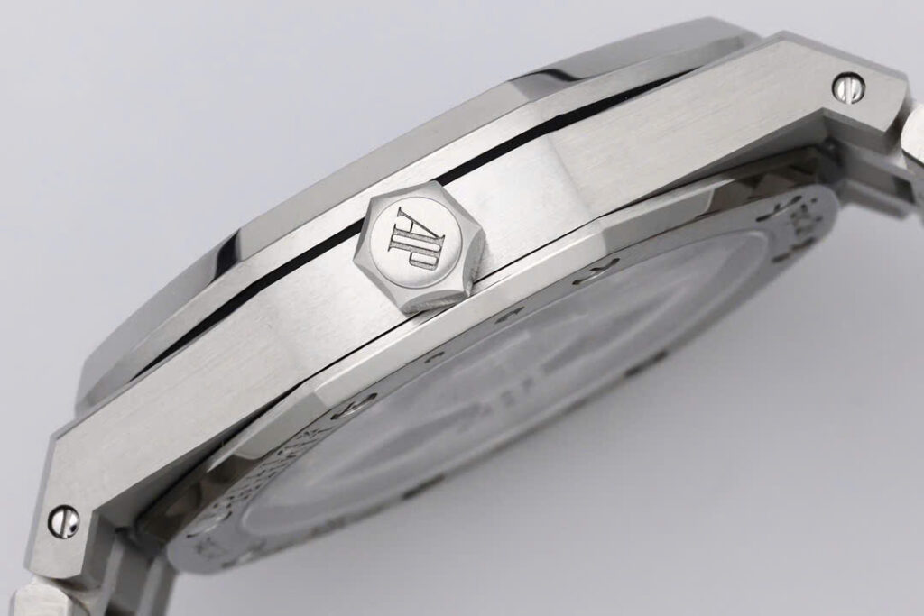 Đồng hồ Audemars Piguet Royal Oak 15510BC Rep 11 mặt xanh băng máy cơ Thuỵ Sỹ 41mm (2)