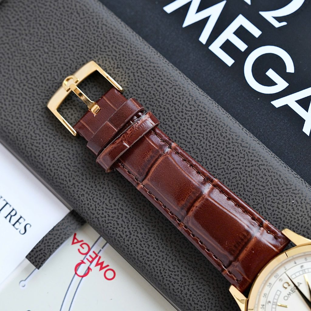 Đồng hồ Omega Constellation Co-Axial Chronometer Fake giá rẻ mặt trắng vỏ mạ vàng 40mm (1)