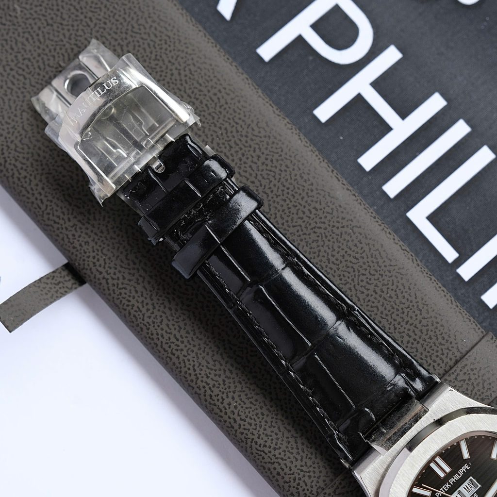 Đồng hồ Patek Philippe Nautilus 5726 Fake 11 mặt đen máy cơ Nhật 40mm (3)