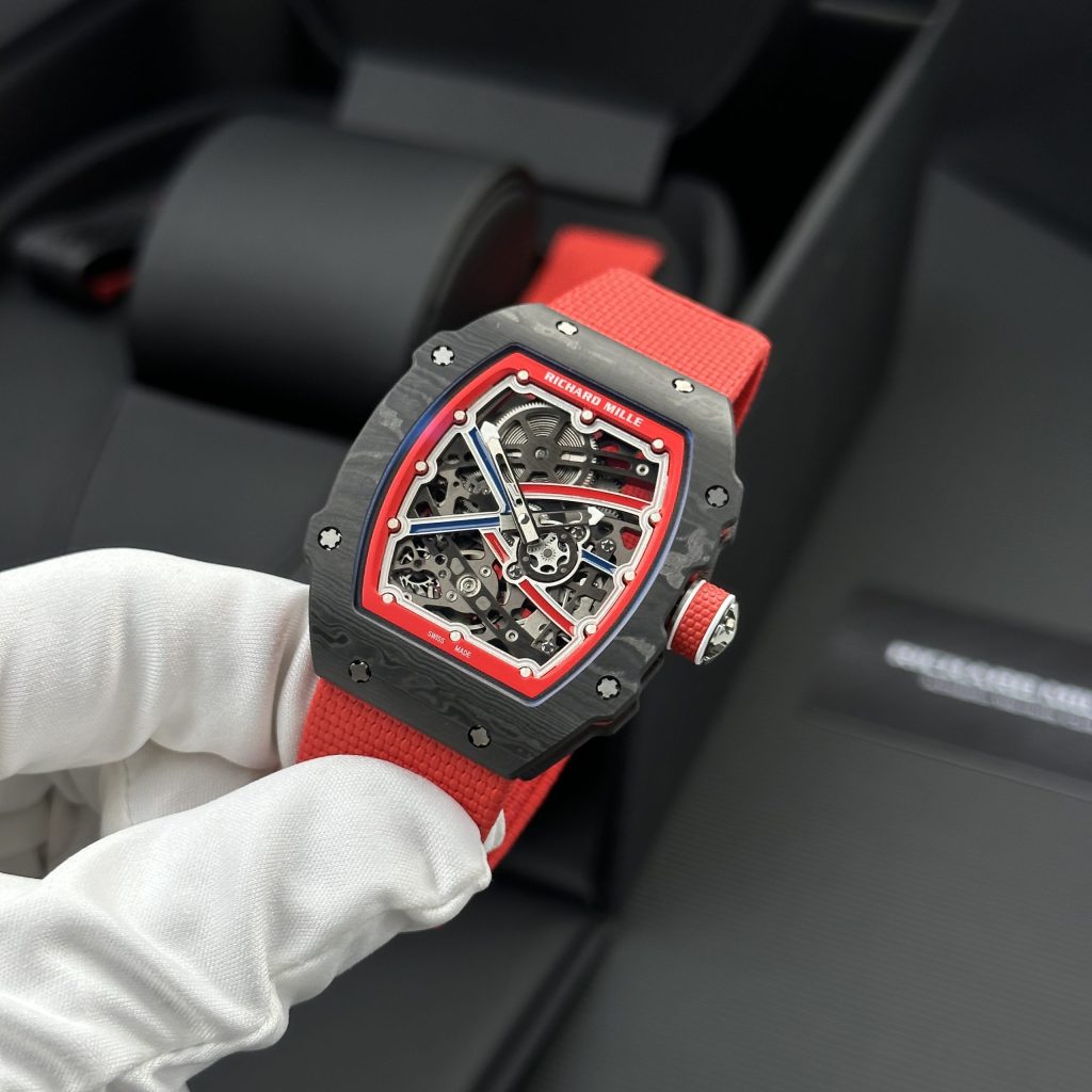 Đồng hồ Richard Mille RM67-02 chế tác màu đỏ vỏ carbon siêu nhẹ 38.7×47 (2)