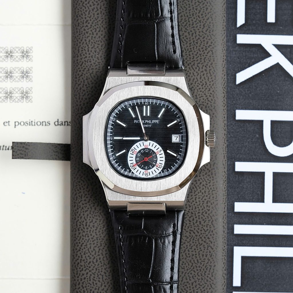Đồng hồ nam Patek Philippe Nautilus Fake giá rẻ mặt đen máy cơ tự động 40mm (2)