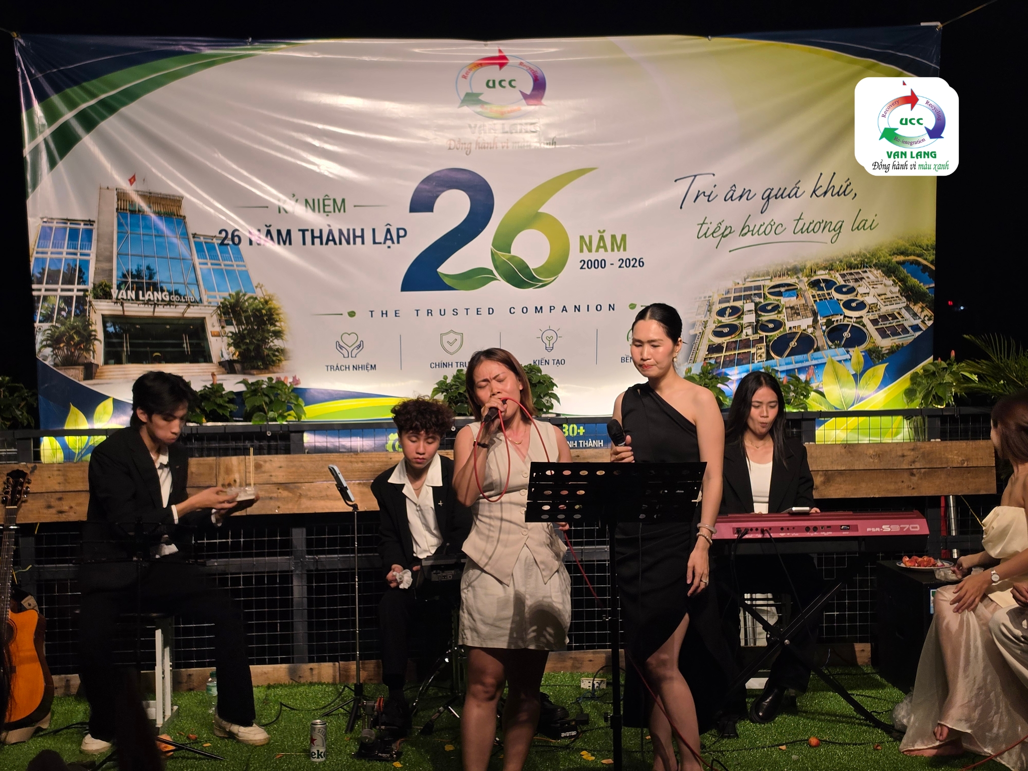 Social - 26y - 05.jpg