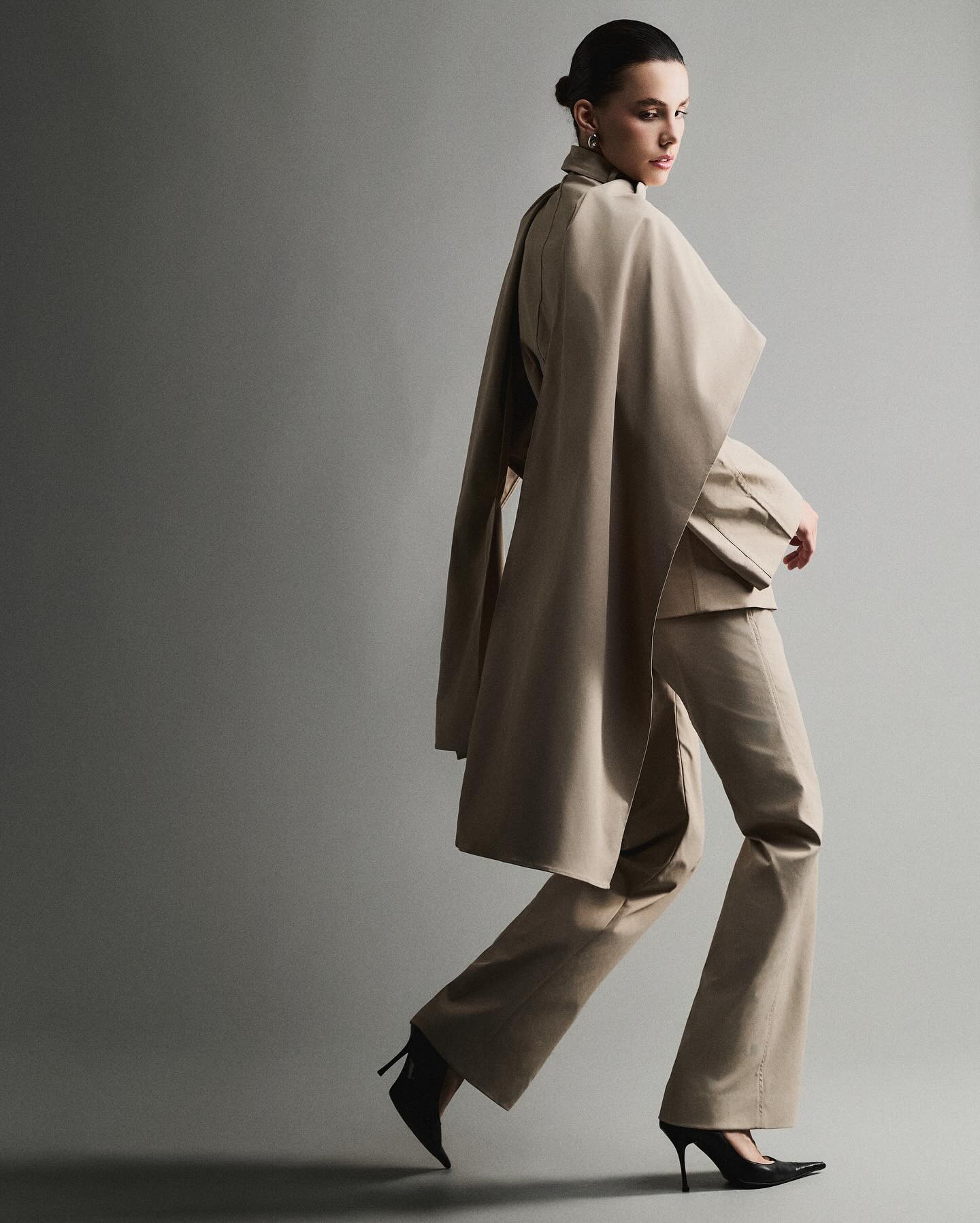 Beige Cape Trench Coat _ BOTTOM