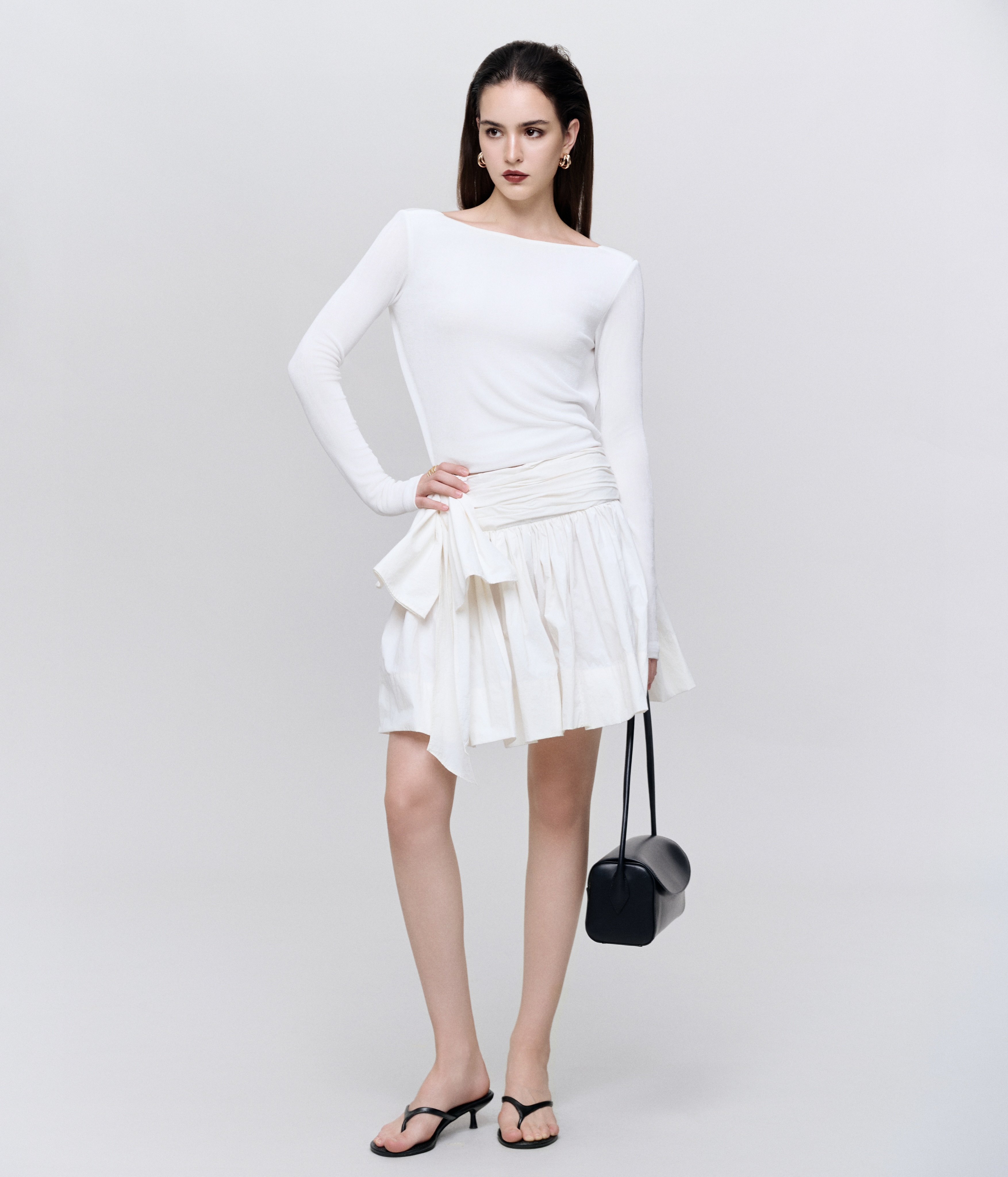 White Ruffle Mini Set