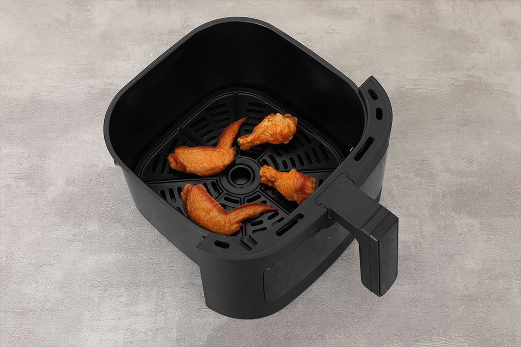 Dung tích - Nồi chiên không dầu Rapido 7 lít RAF-7.0M4 2M
