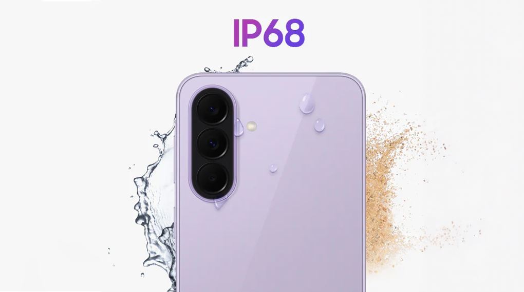 Samsung Galaxy A37 đạt chuẩn IP68 kháng nước, kháng bụi, giúp bạn yên tâm hơn khi gặp mưa hay lỡ tay làm đổ nước lên máy