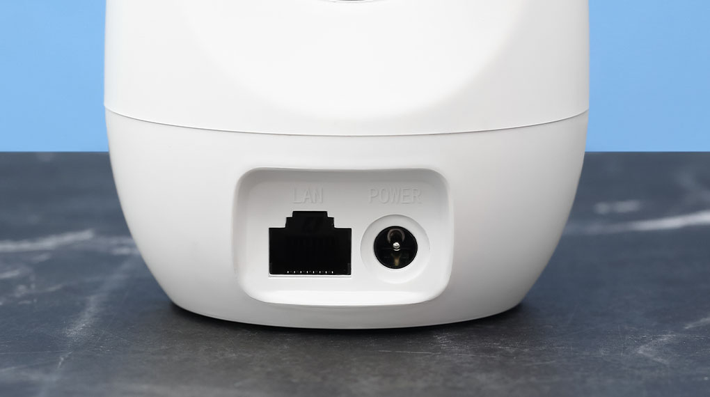 Camera IP 360 Độ 3MP TIANDY TC-H332N - Trang bị cổng LAN ở mặt sau camera