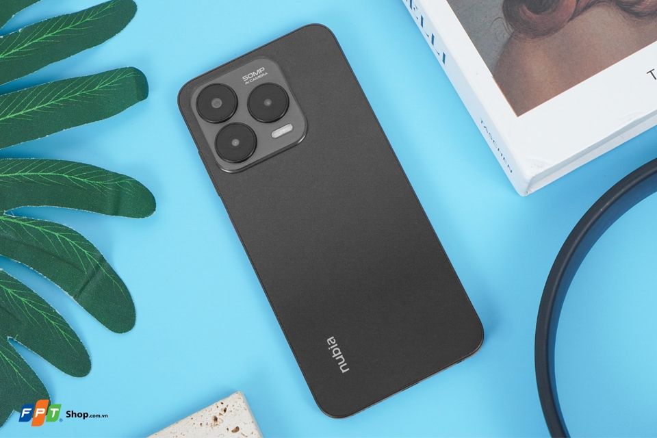 Nubia V70 Design 8GB 128GB — ảnh 3
