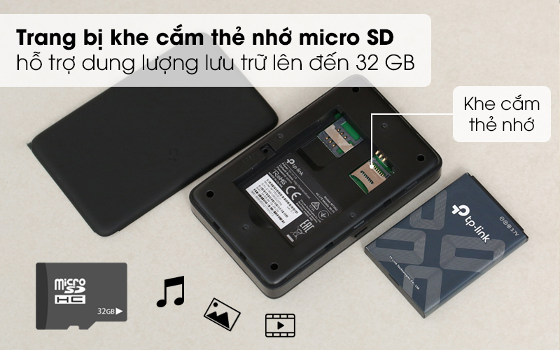 Lưu trữ dữ liệu dễ dàng nhờ tích hợp khe cắm thẻ nhớ micro SD  - Bộ Phát Wifi Di Động 4G LTE TP-Link M7350 Đen
