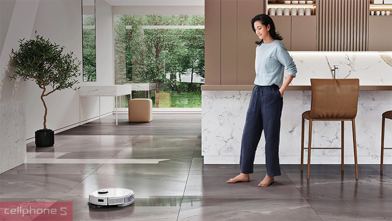 Thiết kế tinh tế, trang bị công nghệ OZMO Pro 2.0, hoạt động linh hoạt trên nhiều bề mặt sàn