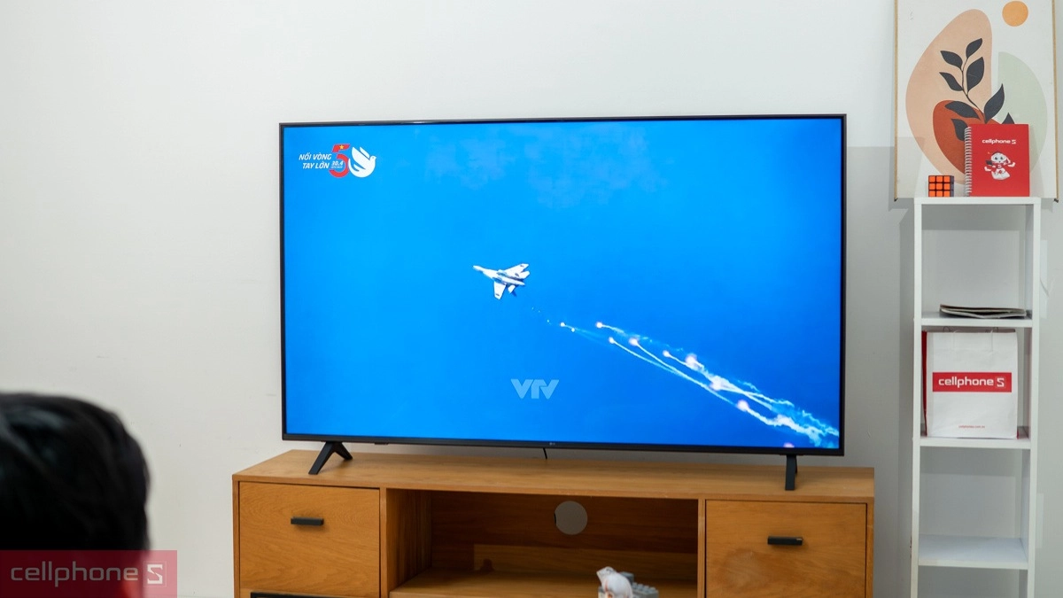 Tổng quan về Smart Tivi LG 65UA8450PSA