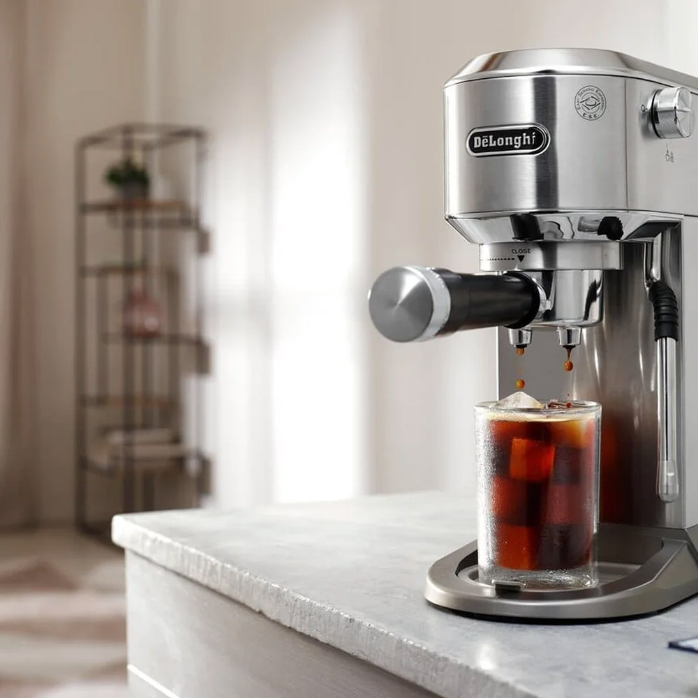 Tamper nén cà phê giúp nén bột cà phê với lực vừa đủ 