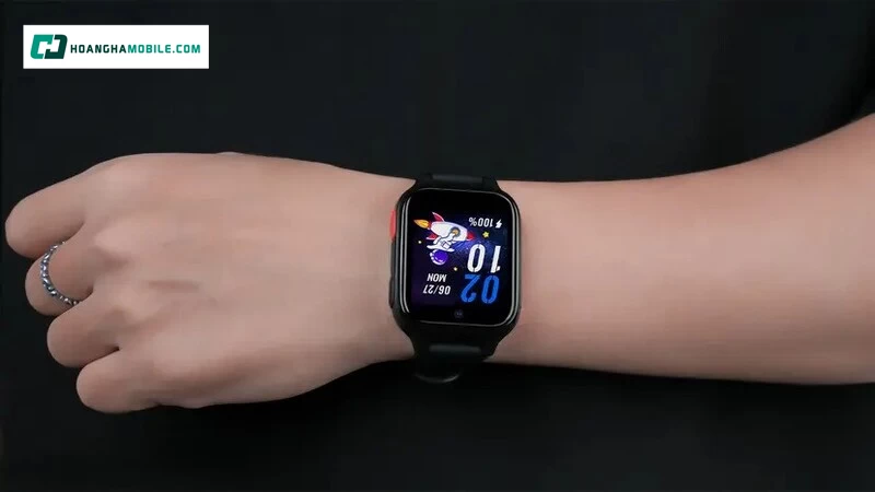 Masstel Smart HERO 30 hiển thị rõ ràng, thao tác thuận tiện.