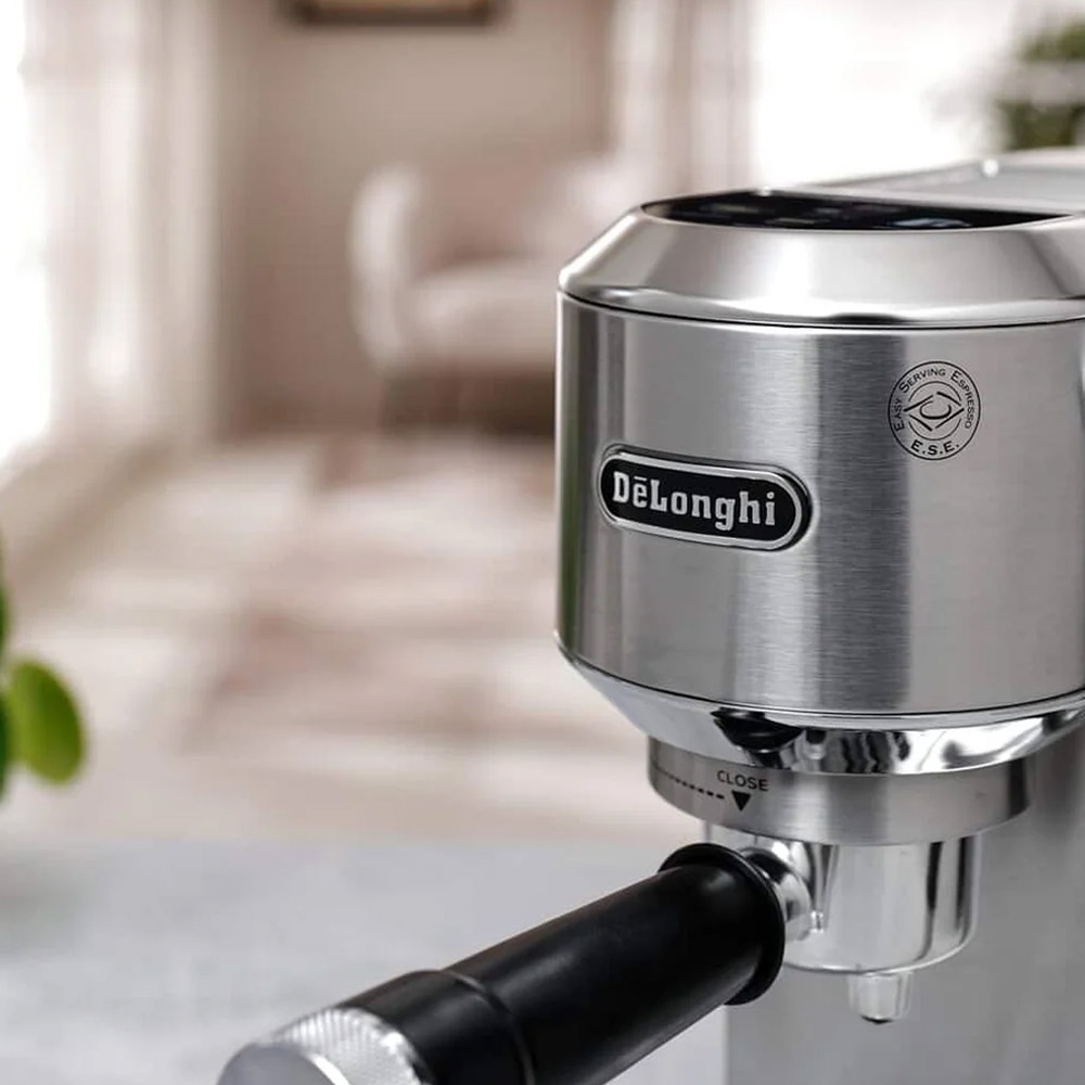 Dedica Duo EC890.M hoạt động với áp suất bơm 15 bar