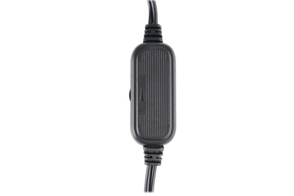 Loa dàn 2.0 Microlab B15 điều khiển âm lượng ngay trên dây cap tiện lợi