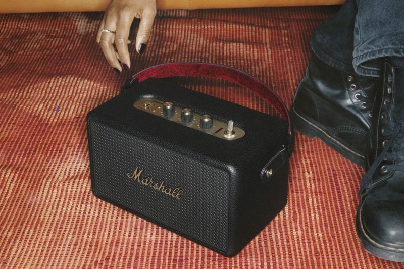Loa Bluetooth Marshall Kilburn III điều khiển thủ công tiện lợi và phong cách