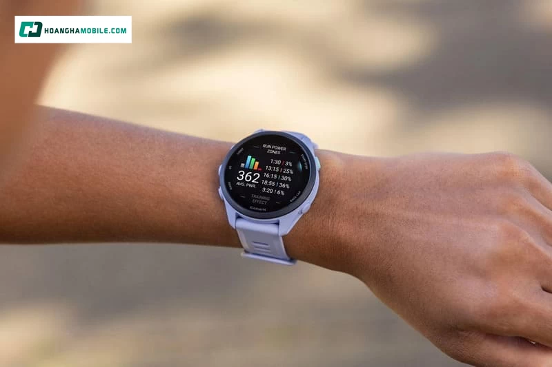 Đồng hồ thông minh Garmin Forerunner 70 sở hữu thời lượng pin ấn tượng