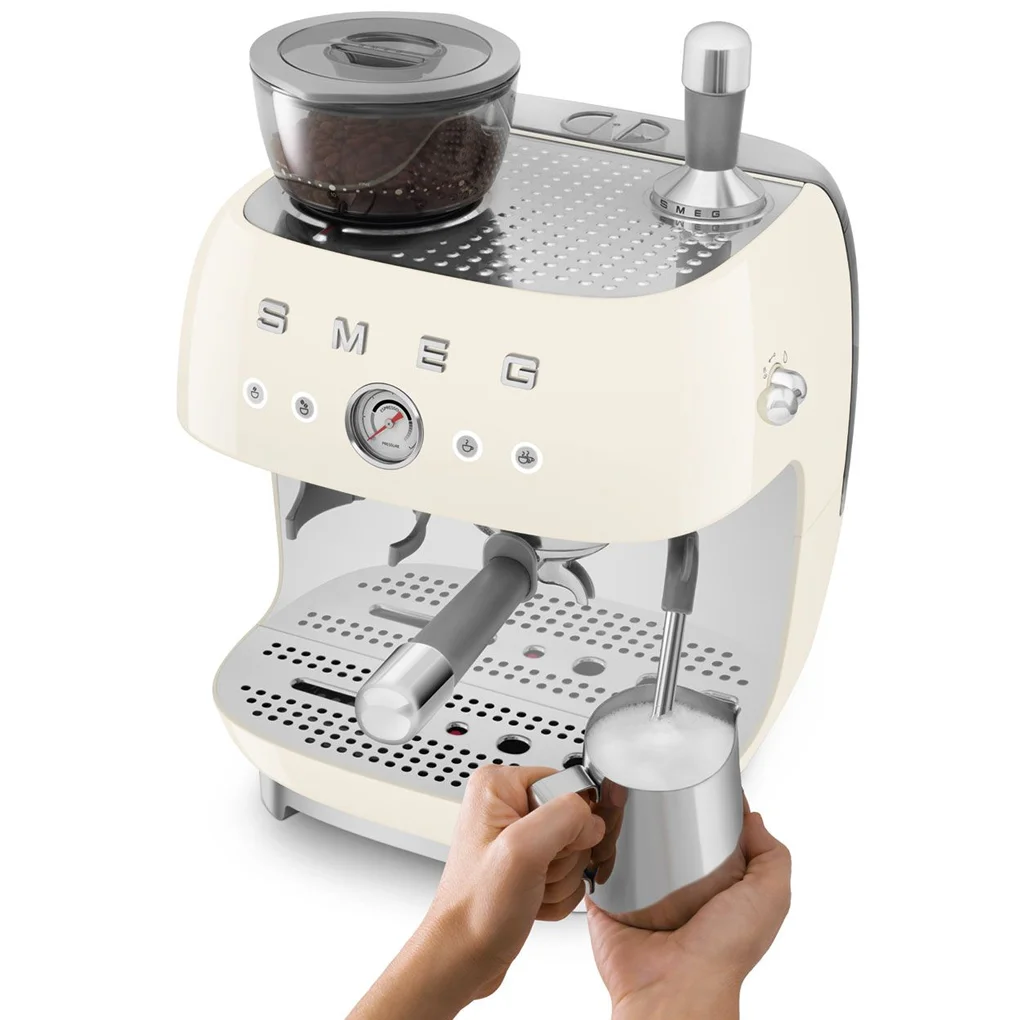 Máy Pha Cà Phê Tích Hợp Xay EGF03CREU Màu Kem — ảnh 4